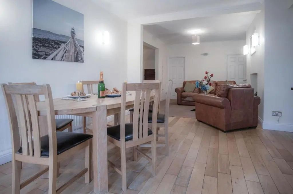 Sea Breeze Apt 3 - 2 Bedroom - Horton Beach