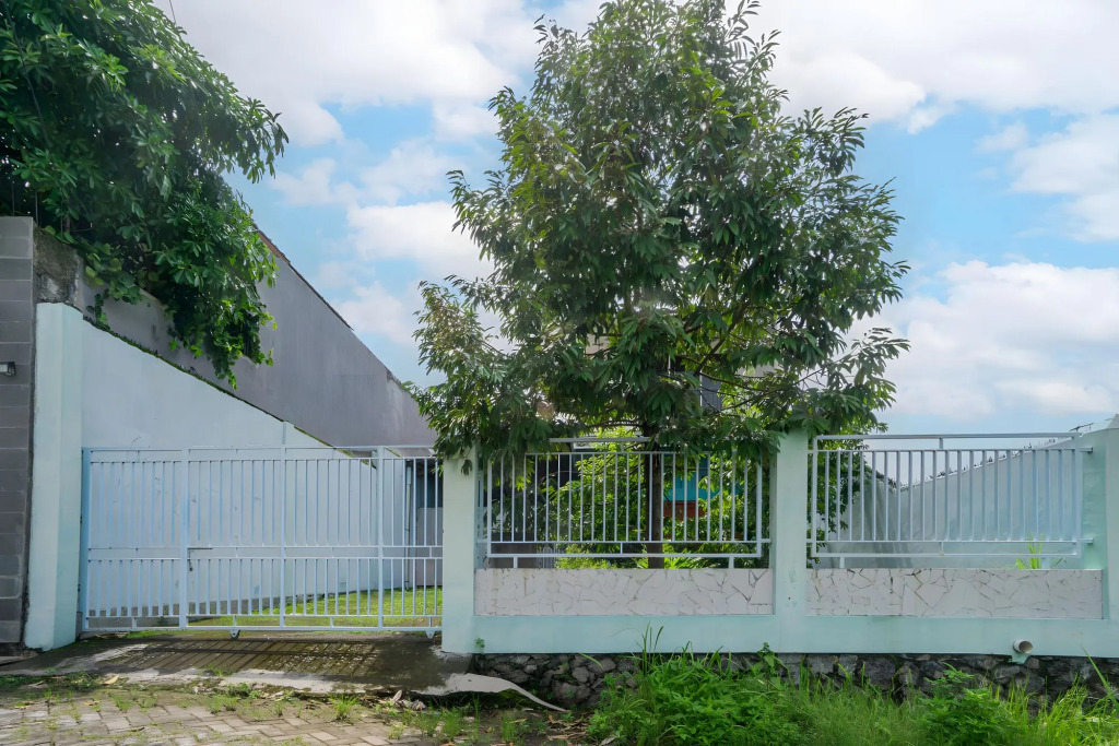 Hotel O Kencana Homestay Syariah Near Masjid AL-BAROKAH Kanyuran