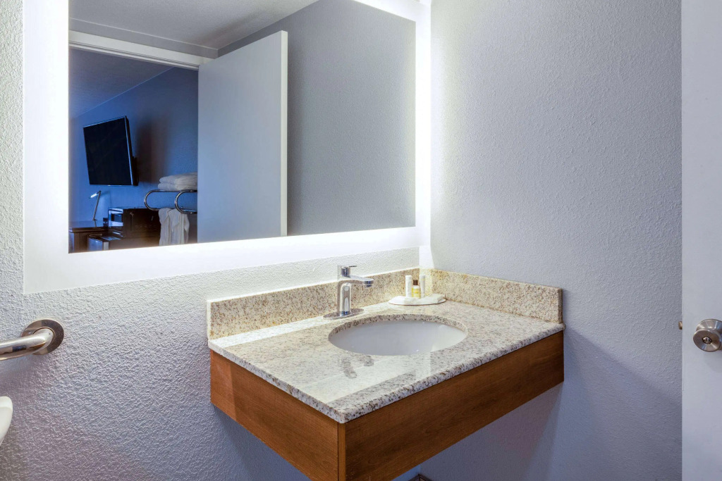 Travelodge by Wyndham Charles Town - Harpers Ferry