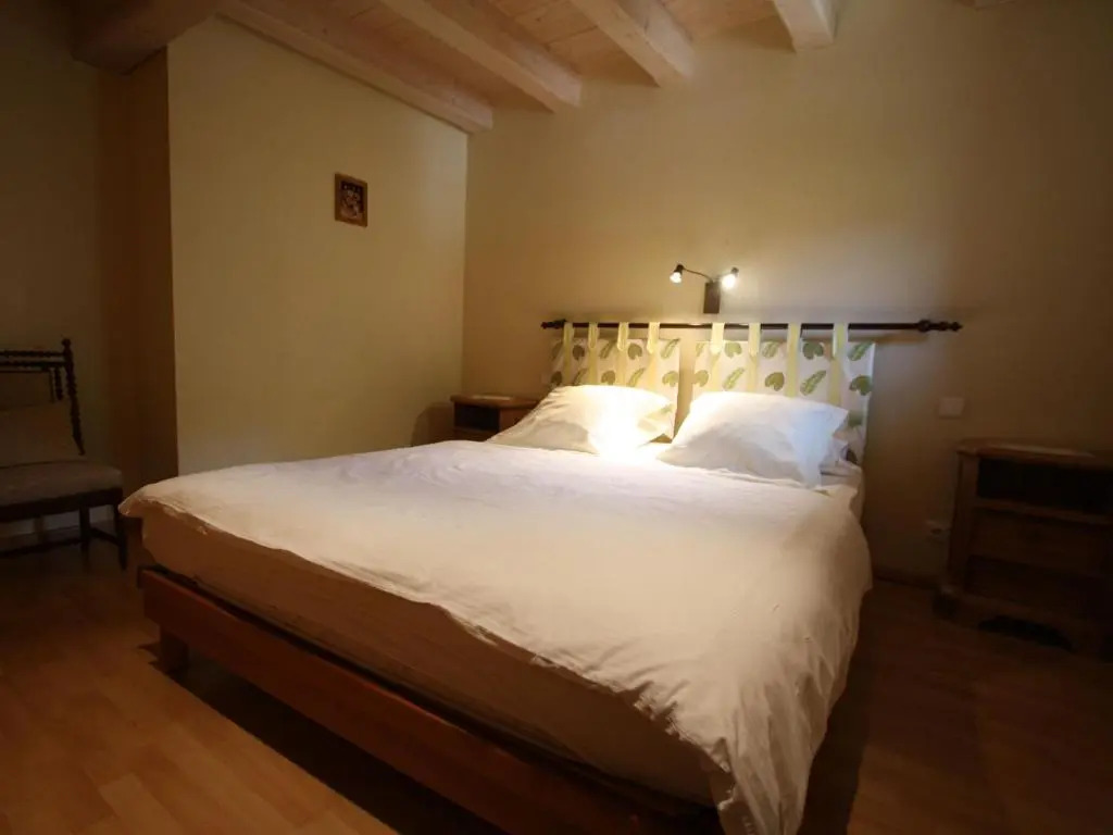 Grande Ferme Rénovée avec Jardin, Terrasse et Sentiers à Proximité - Vosges - FR-1-589-232