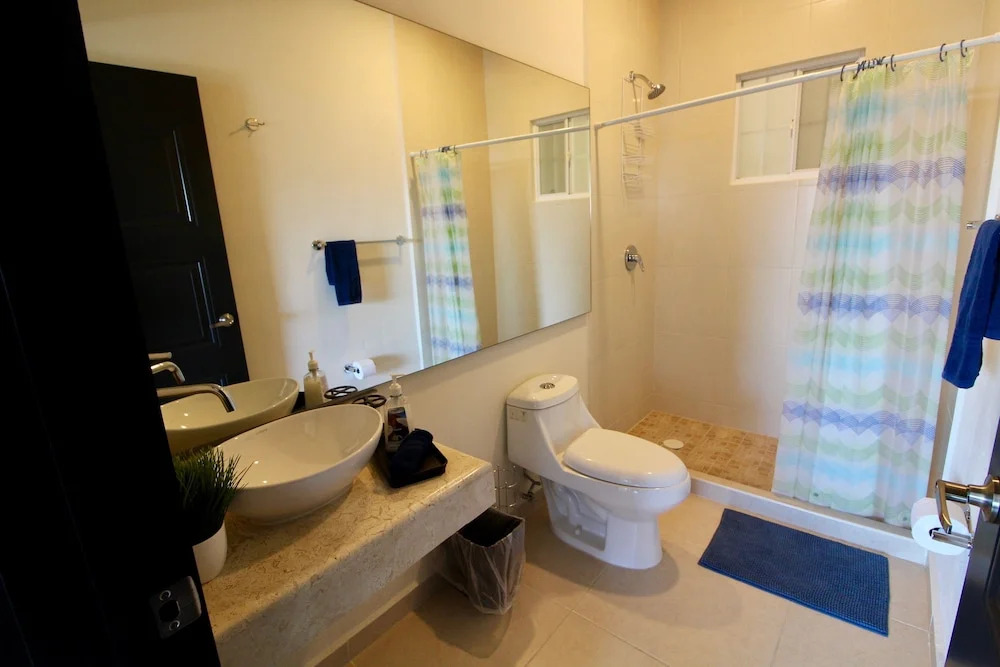 Selvanova 3 bedroom Condo & Casa Club