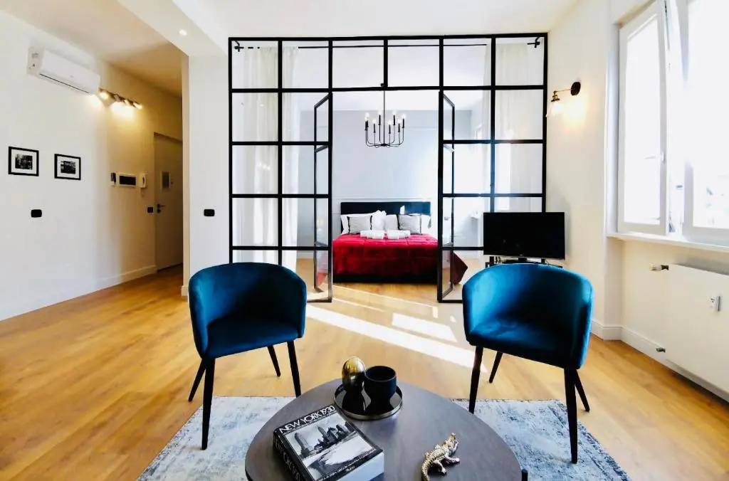 ChicLife - FLORENTIN Downtown Design Apt