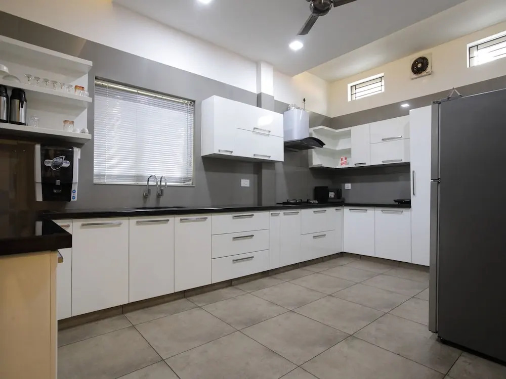 OYO 13659 Home Modern 2 BHK Edapally
