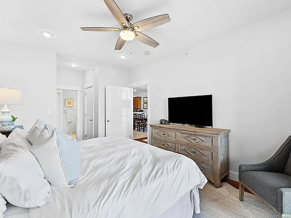 Grand Isle Condo 306