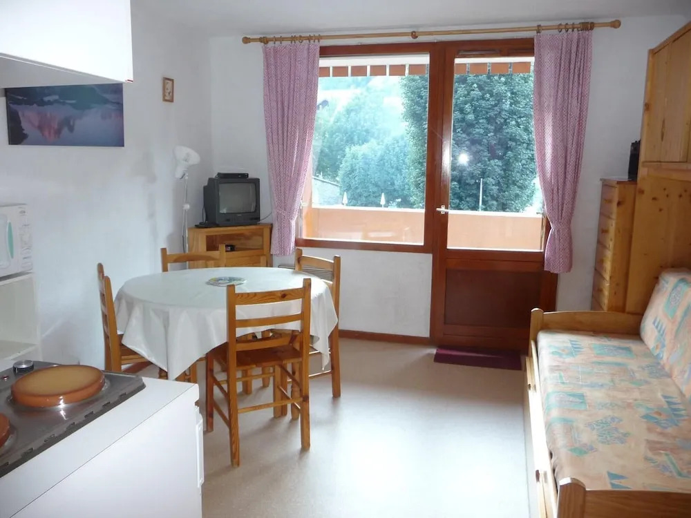 Rochechateau N°11 : Studio Cabine 3 Personnes / Studio Cabin 3 People