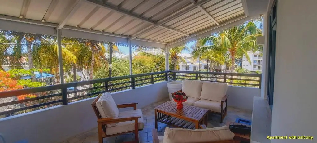 Modern apartment - Excellent location 50m from the beach, restaurants, bars, shops