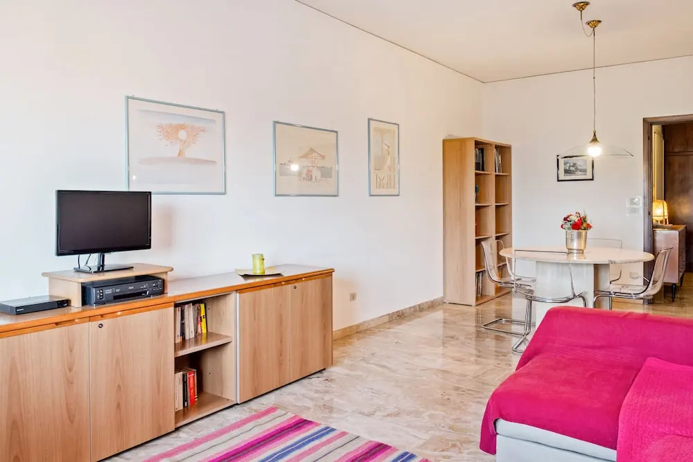 San Carlo Luminous Apartment