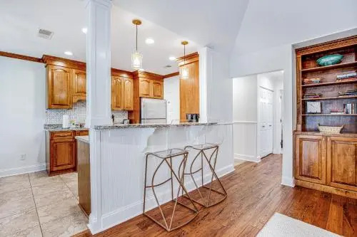 4712 Tennis Club Villa