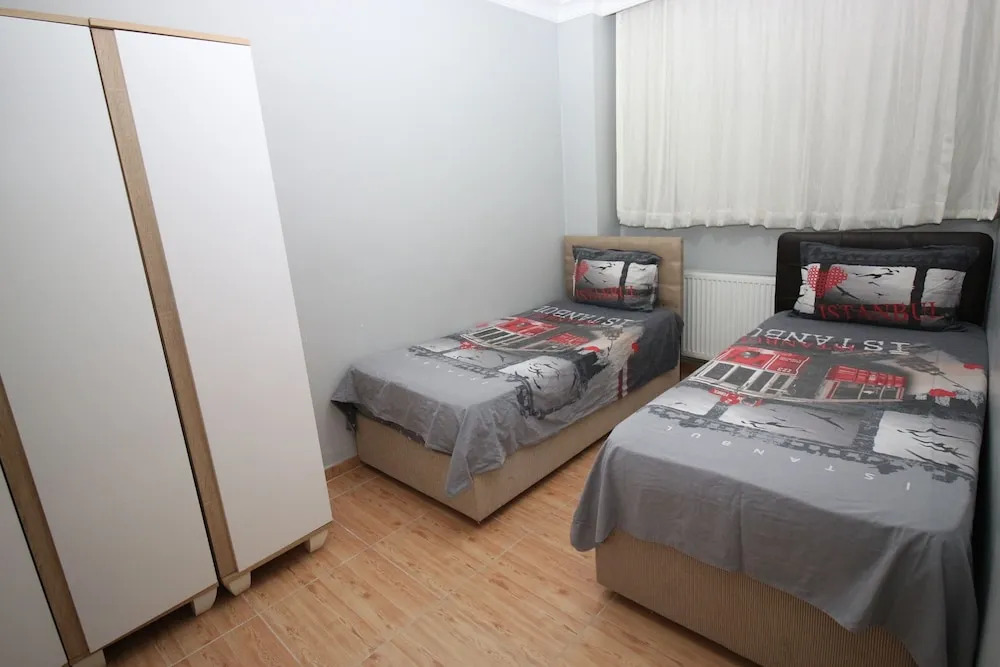 Kardeşler Apart