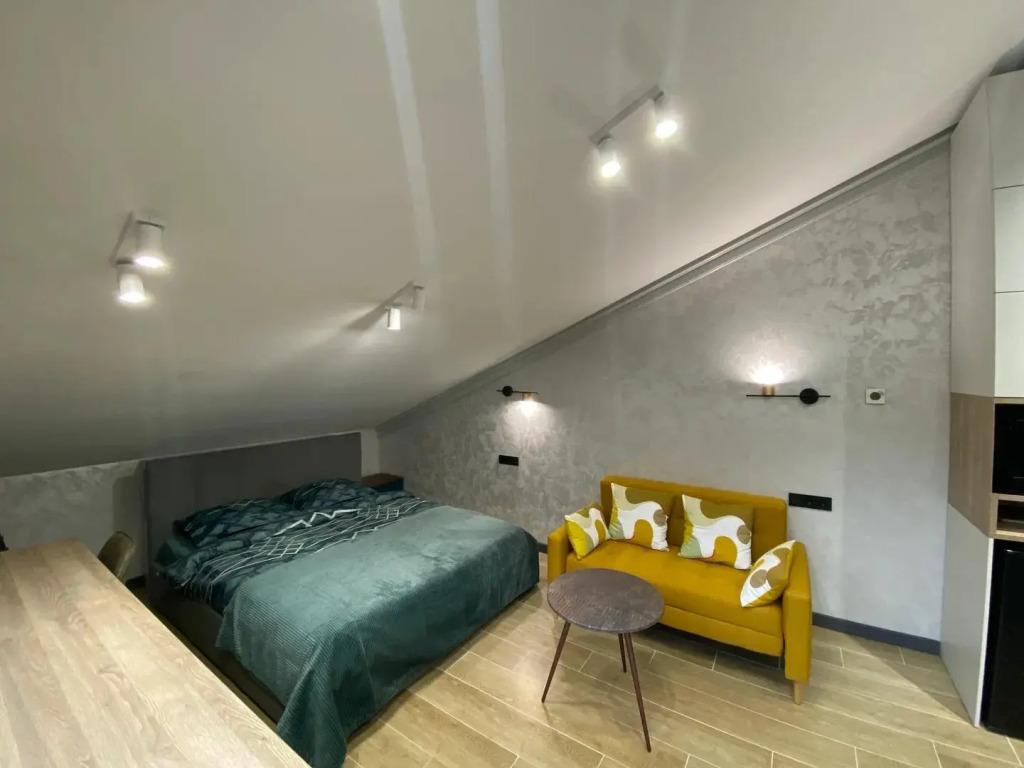 Apartamenty na ulice Zashchitnikov Kavkaza 114