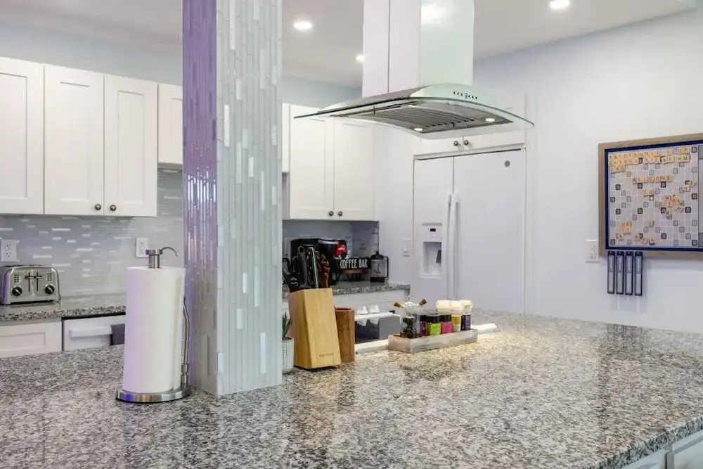 Fun Family-friendly Largo Home Heated Pool
