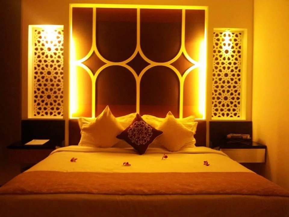 Palette - Near Amanjaya Mall Formerly El-Zahraa
