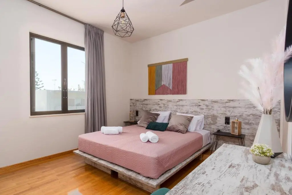 NIMA 2, modern-style apartment in the heart of Rethimno!