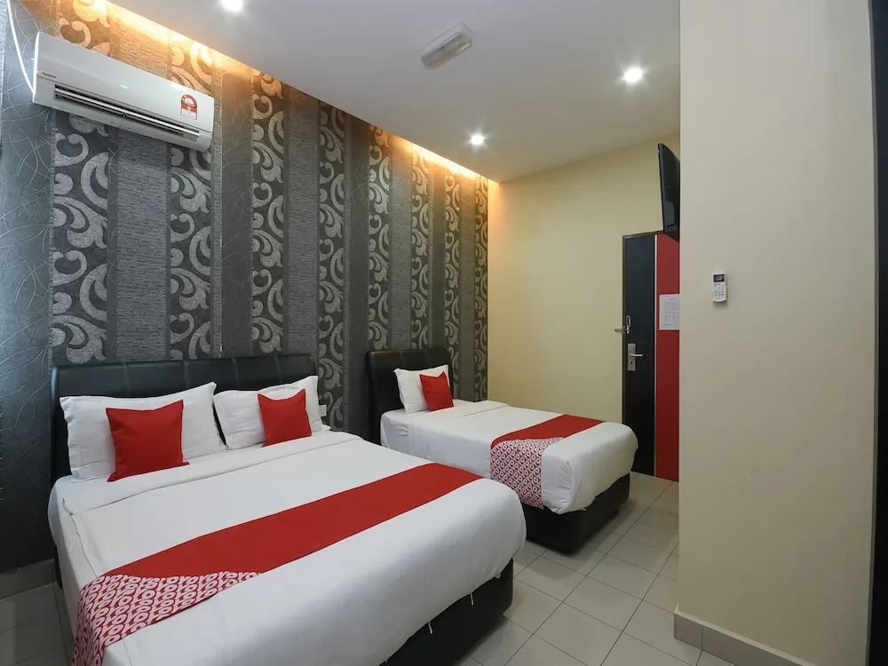 Ys Inn by OYO Rooms