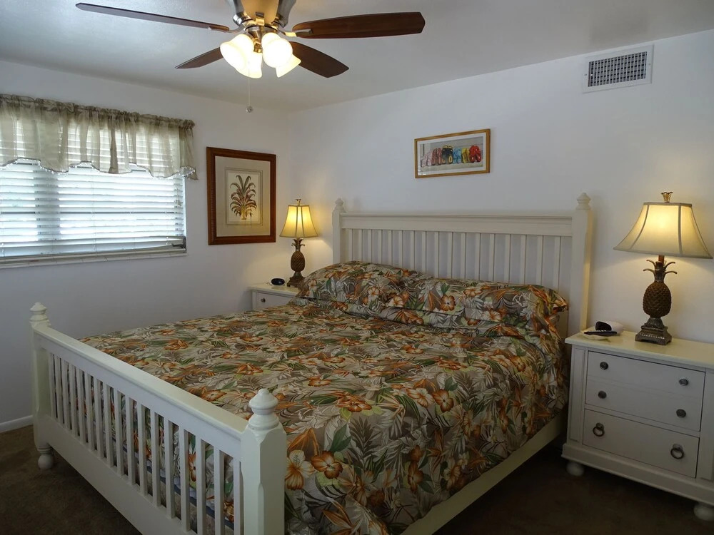 Aloha Kai - 50 2 Bedrooms 1.5 Bathroom Apts
