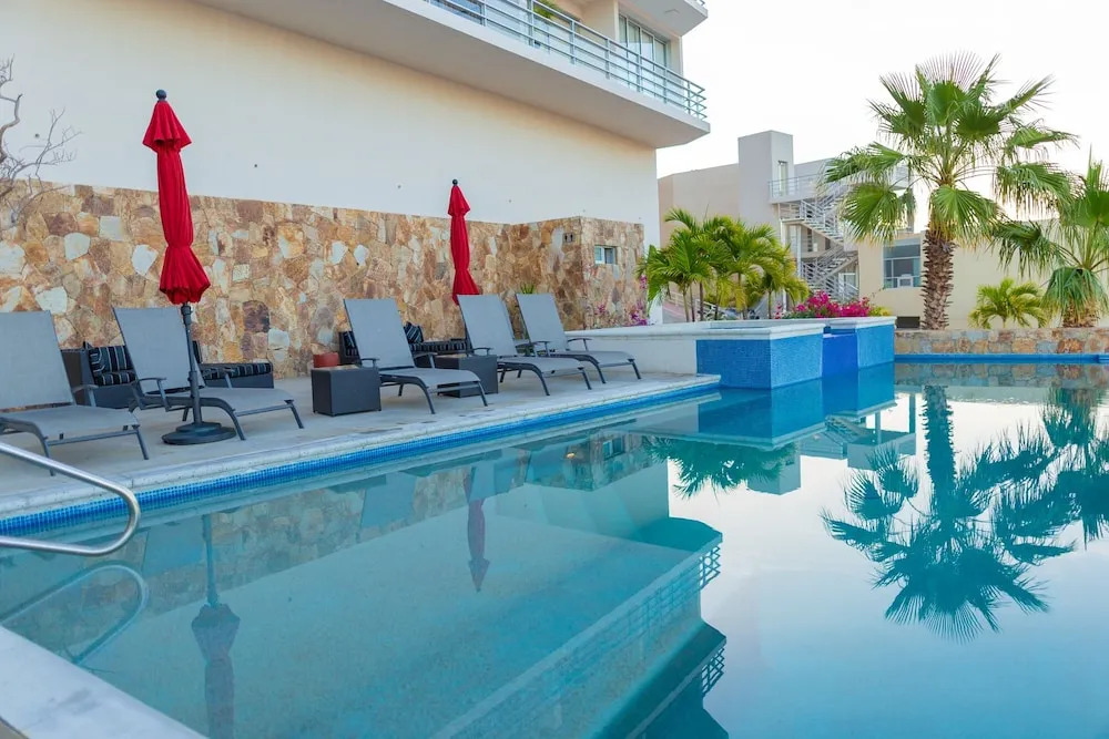 Cascadas de Pedregal Cascadas 405 - 2 Br condo