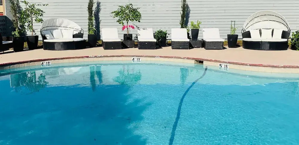 Americas Best Value Inn & Suites
