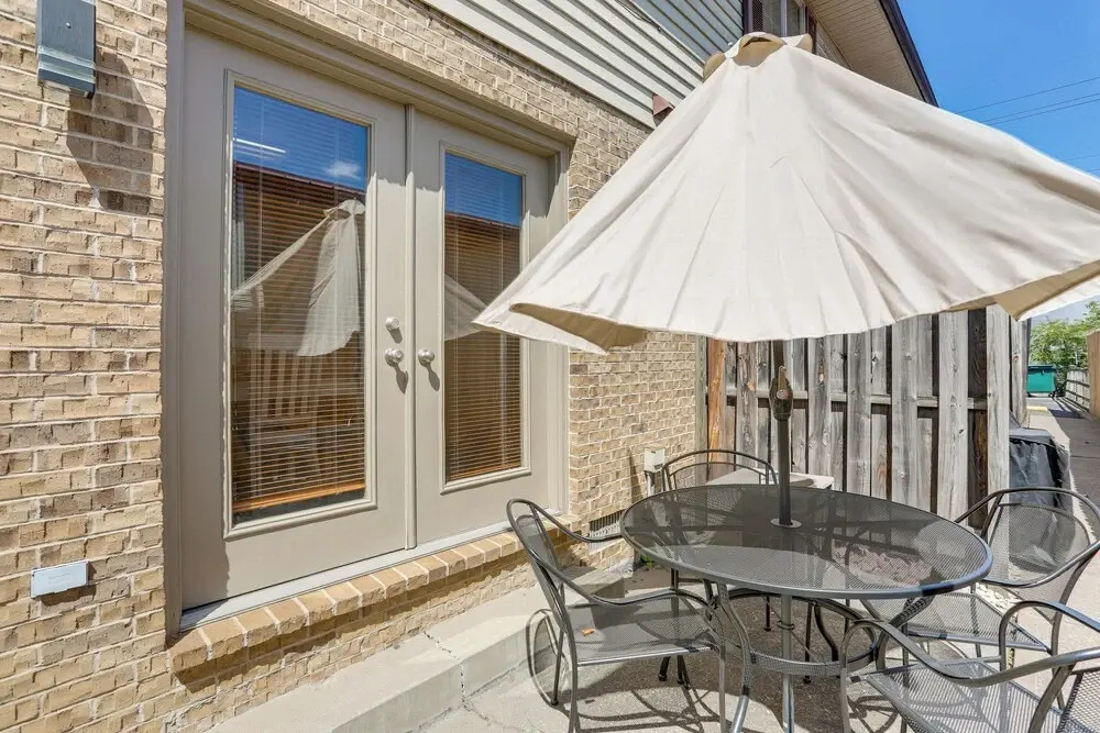 Convenient Townhome 1 Mi to Dtwn Clearfield