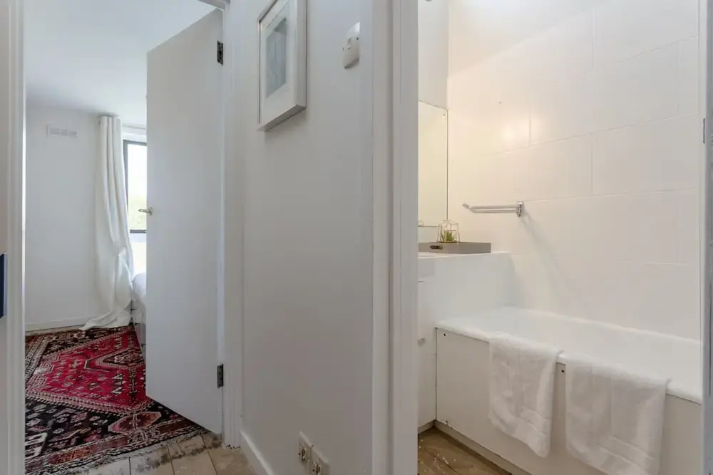 Amazing 2 Bedroom House in Putney