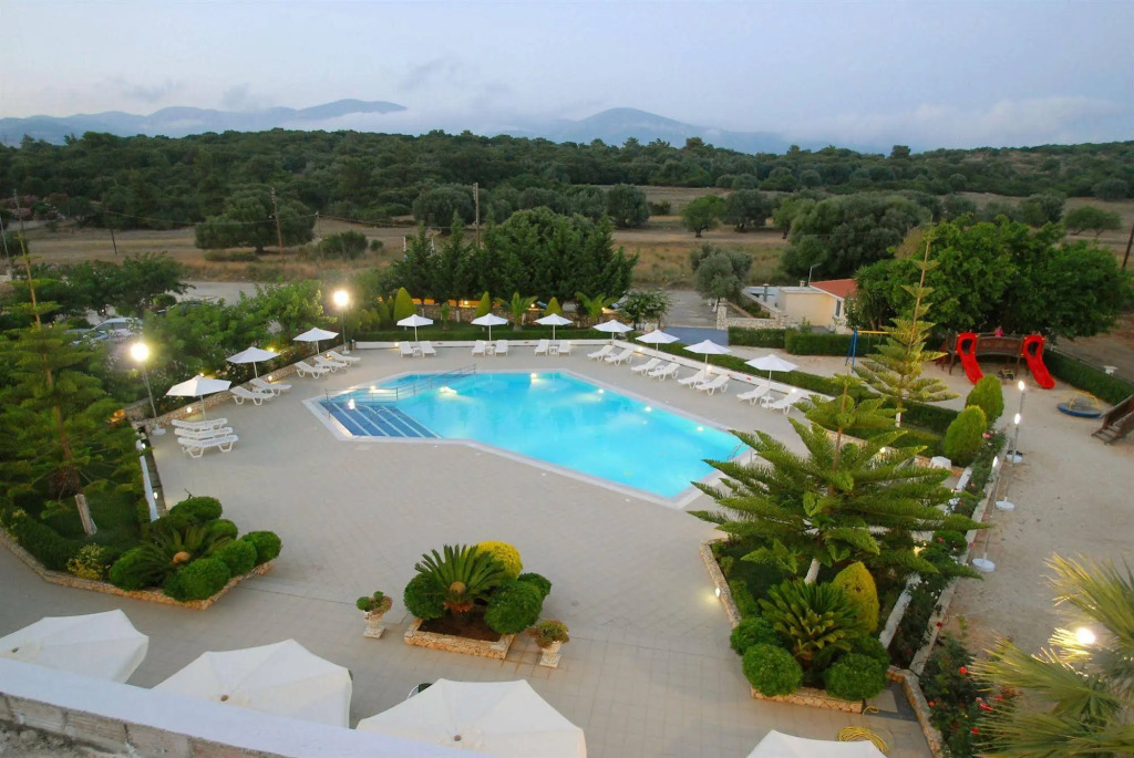Limanaki Hotel