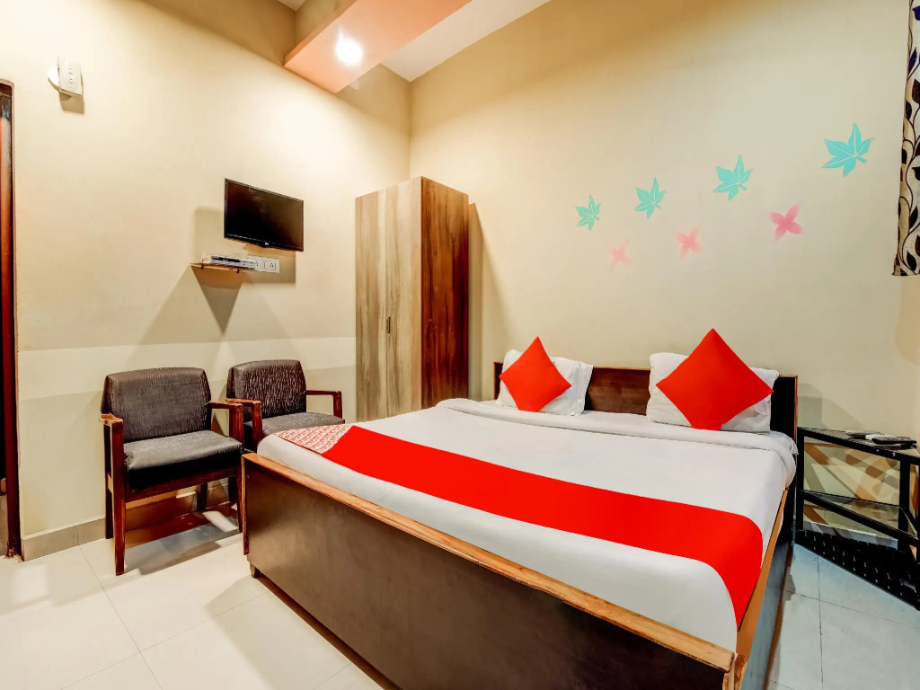 OYO 62203 Hotel Shyam Utsav