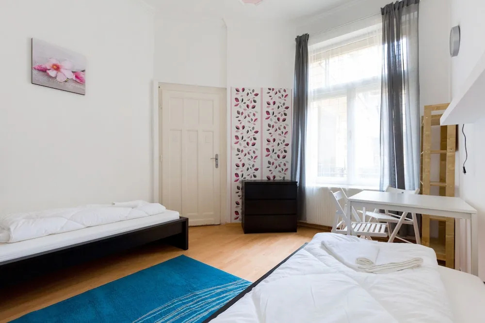Budapest Apart-NAM-Queen Room