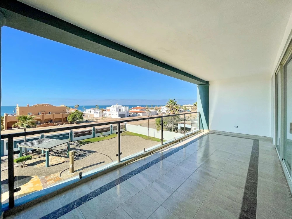 Unwind in a Modern Condo With Stunning View