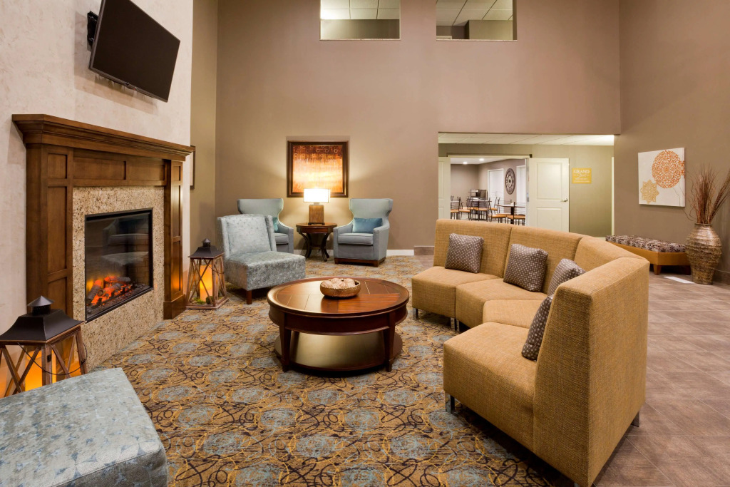 GrandStay Hotel & Suites Delano, MN