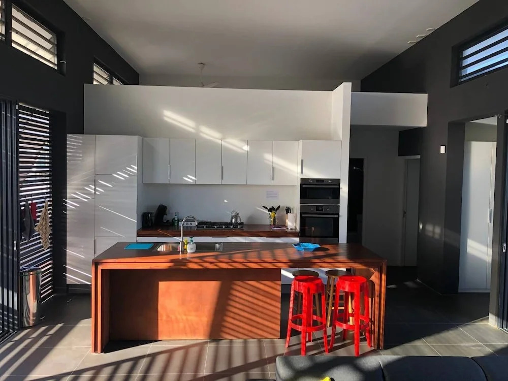 Villa Contour, Design Villa Jan Thiel met Uitzicht