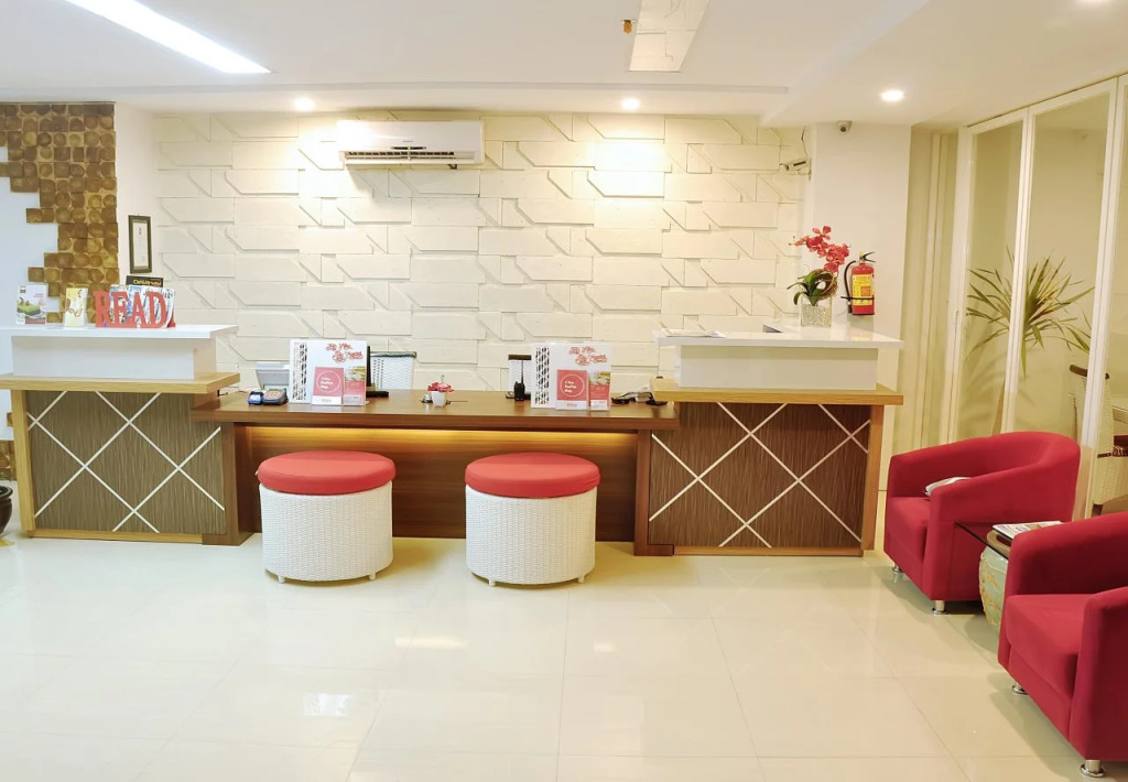 Tickle Hotel