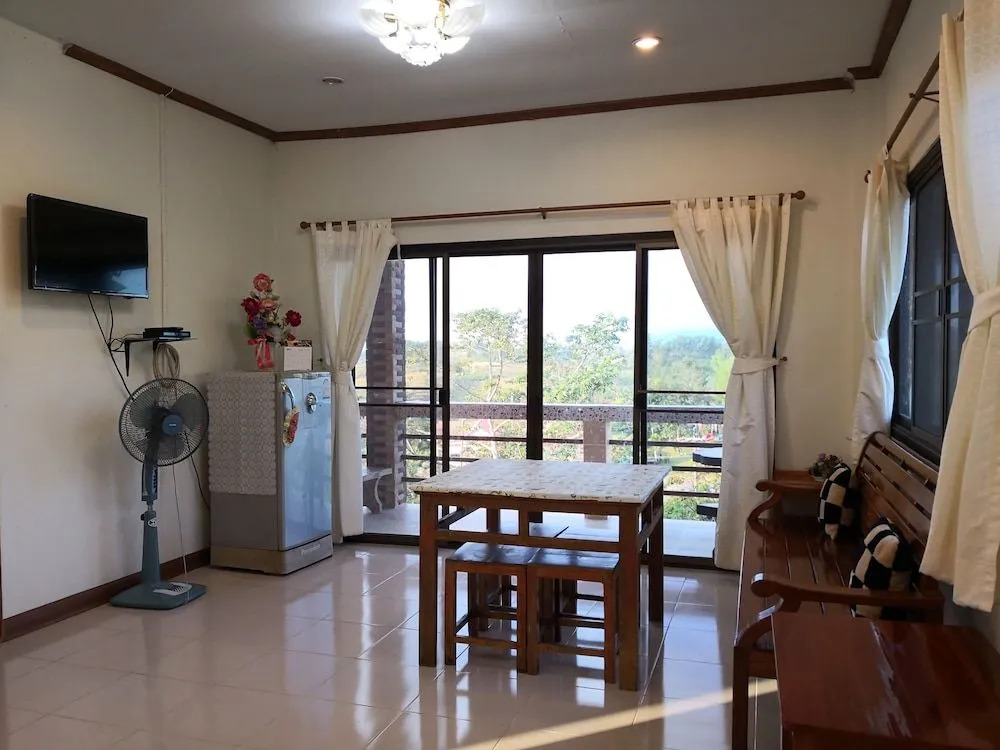 Sriwipa Hill Khao Kho