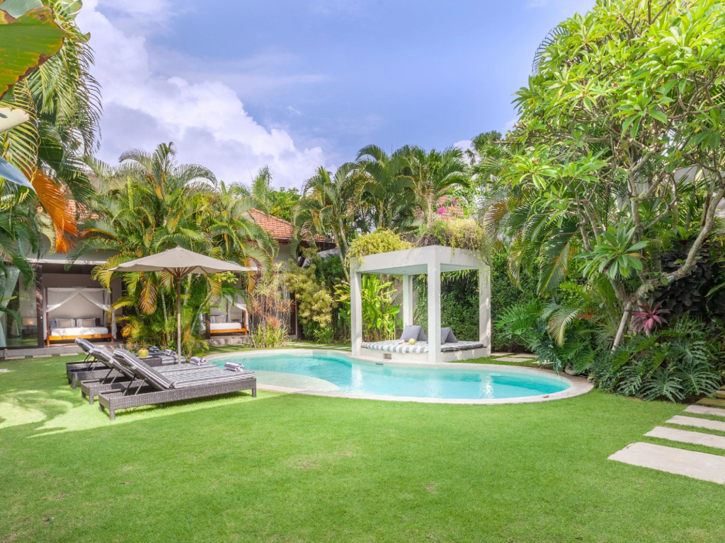 2BR Villa Alice Dua in Seminyak
