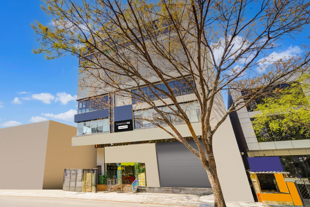Super Townhouse Oak DLF Newtown Formerly South Square