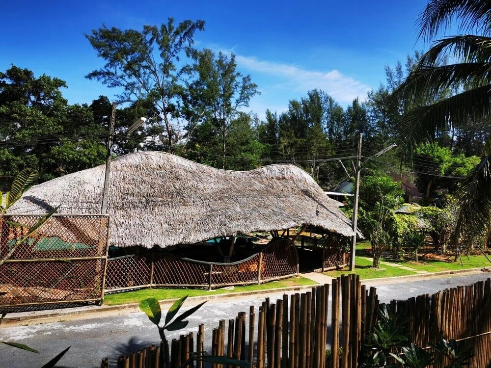 Dugong Village-Green Hotel