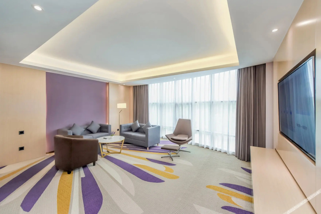 Lavande Hotels Mangshi square downtown store