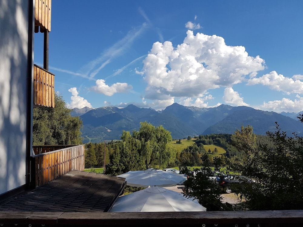 Hotel Ganzaie