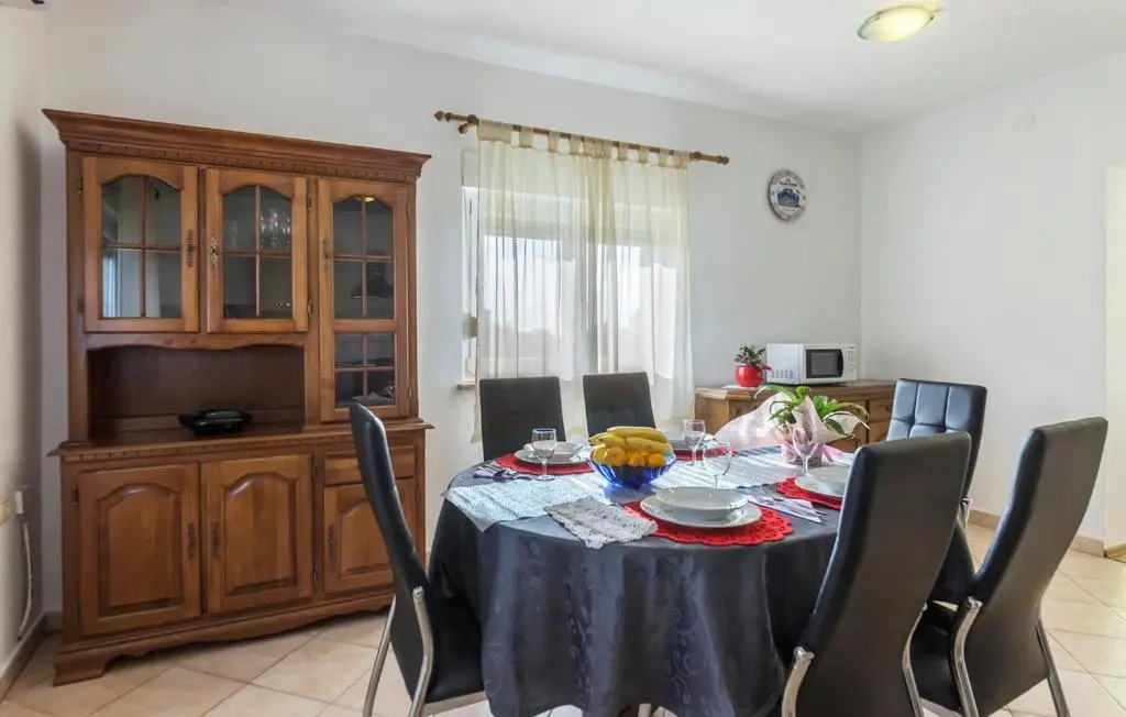 Apartment Matea