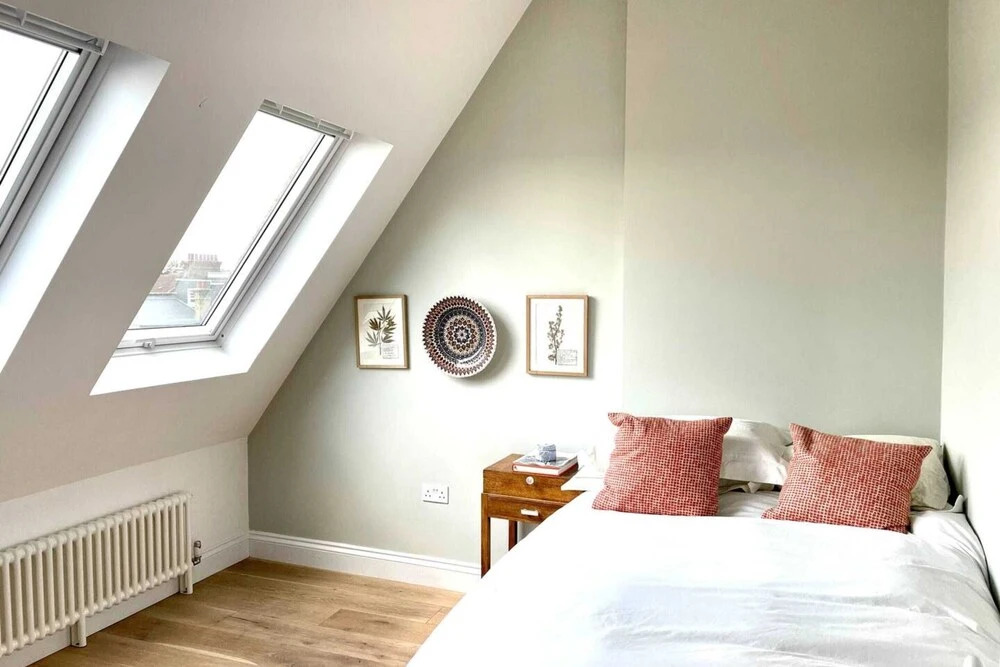 Unique 2 Bedroom Penthouse Apartment in Kensal Rise