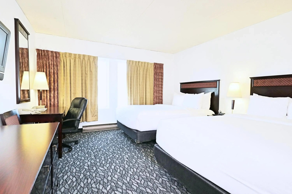 LELUX Hotel