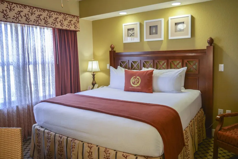 Beautiful Condo Near Universal Studios