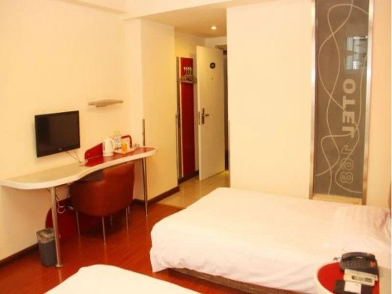 Motel168 Wuhan HuaQiao Inn