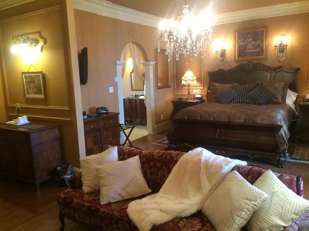 Rose Manor Inn B & B
