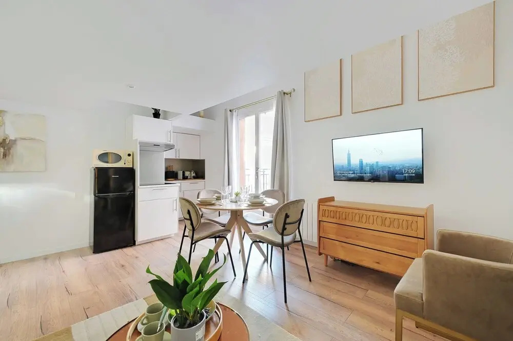 Modern Apartment -1br/4p- Le Kremlin-bicetre