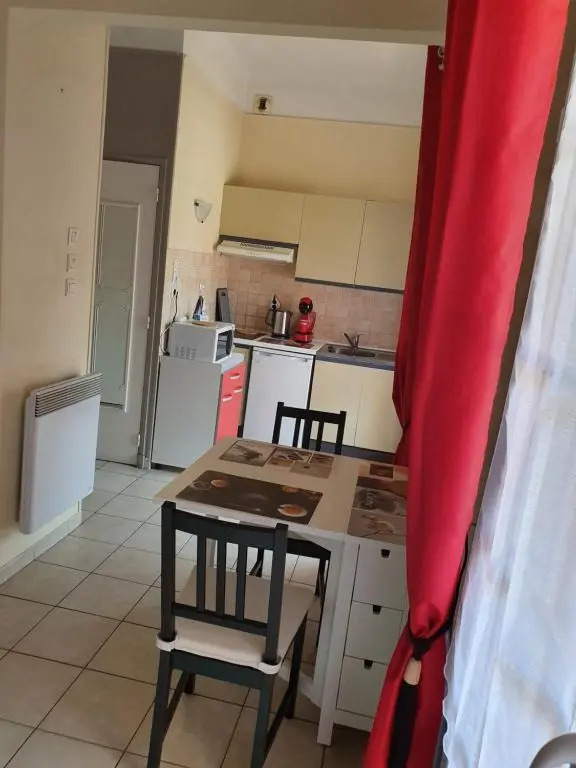 Appart T1 centre BANDOL dans Résidence de charme