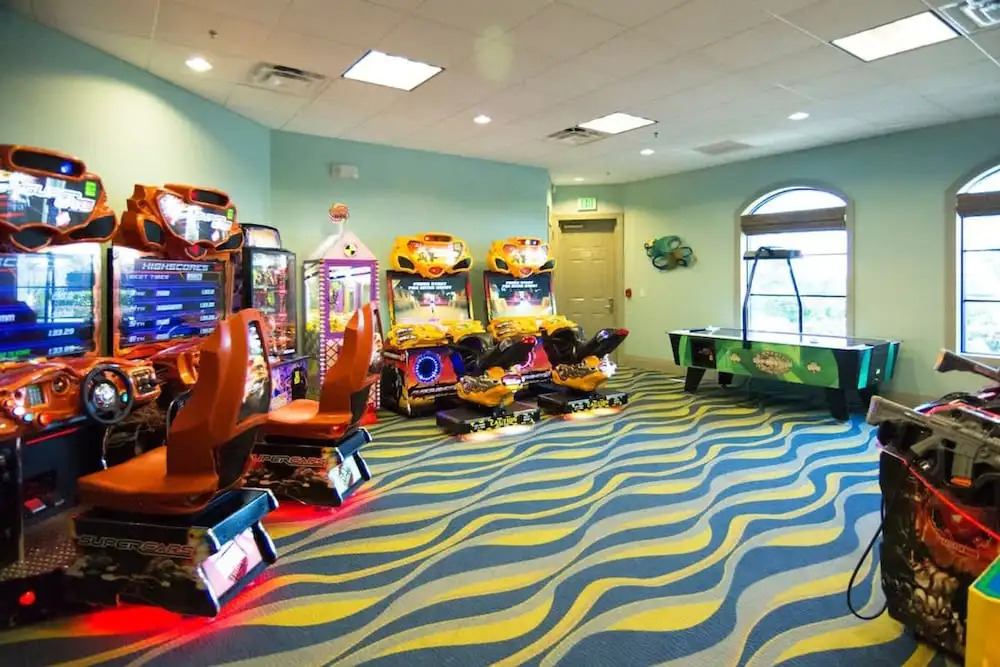3BR up to 8 People at Champions Gate
