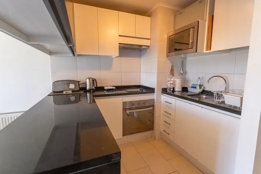 Kennedy Apartments Los Militares
