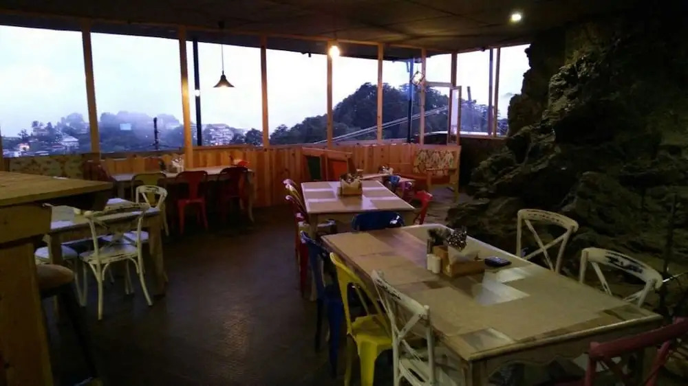 The Cliffe Cafe & Cottages