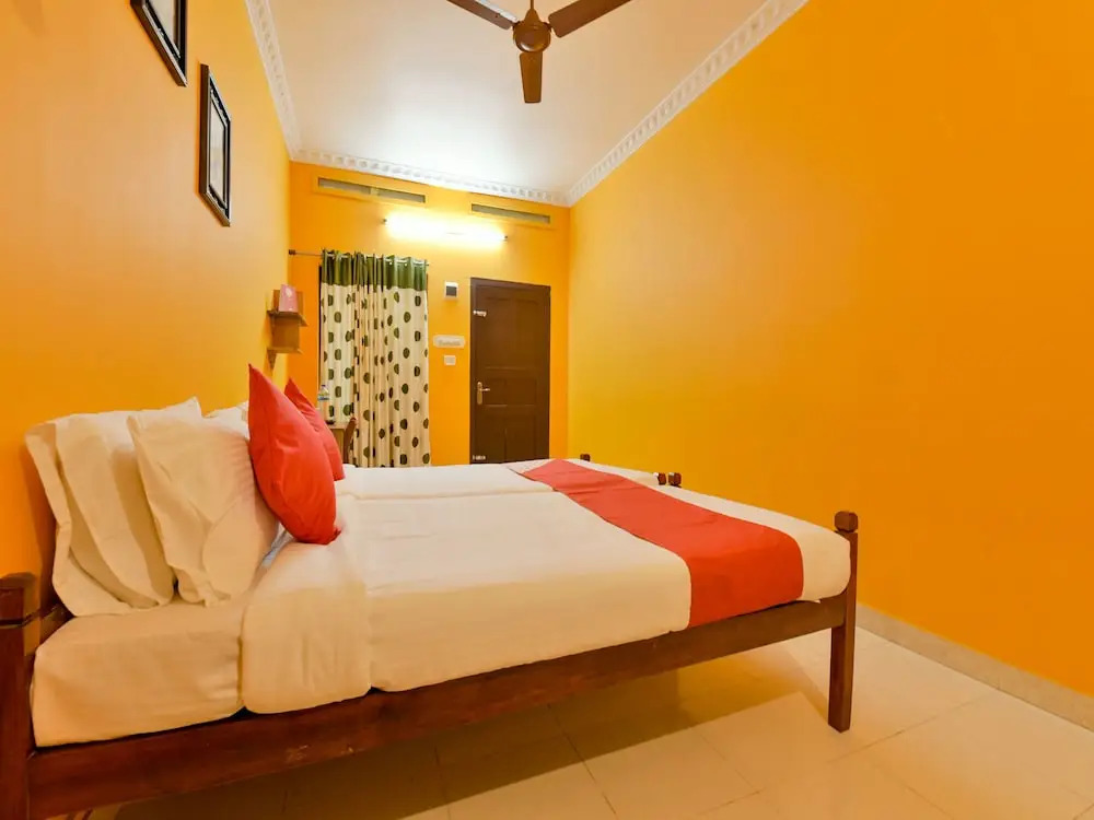 OYO 14342 Happy Rooms