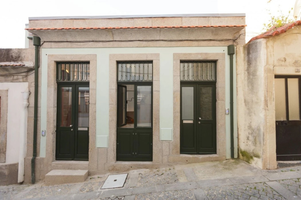 Porto Riverville Apartments
