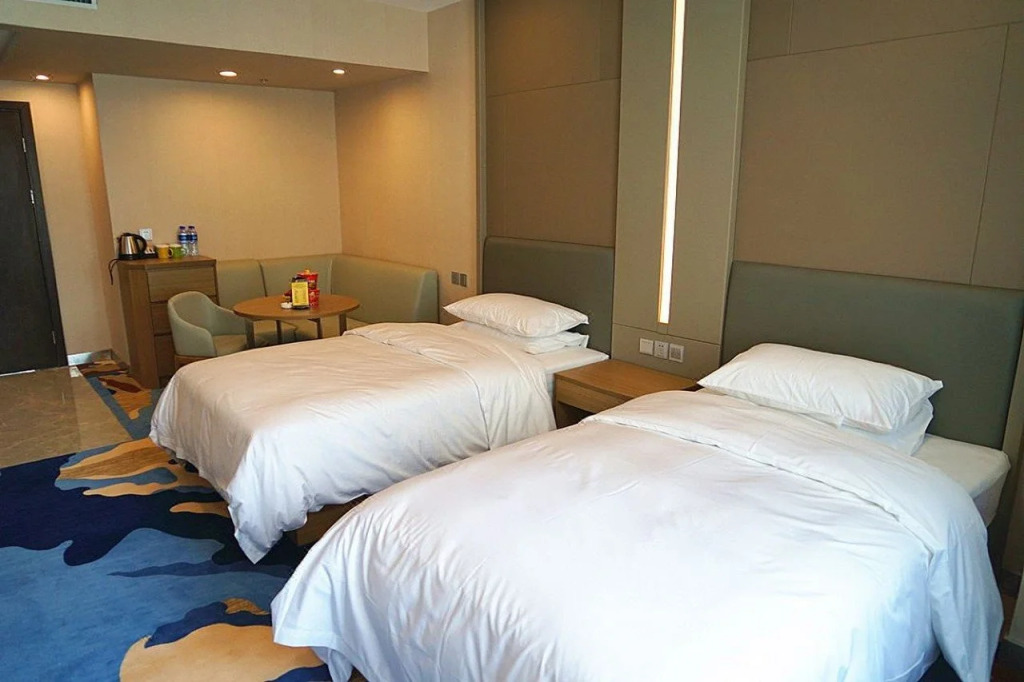 Zhongji Garland Hotel